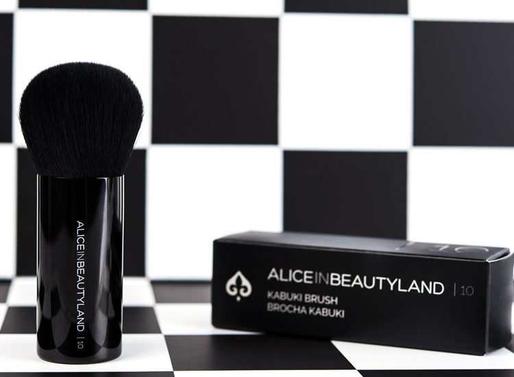 ALICE IN BEAUTYLAND maquillaje mineral